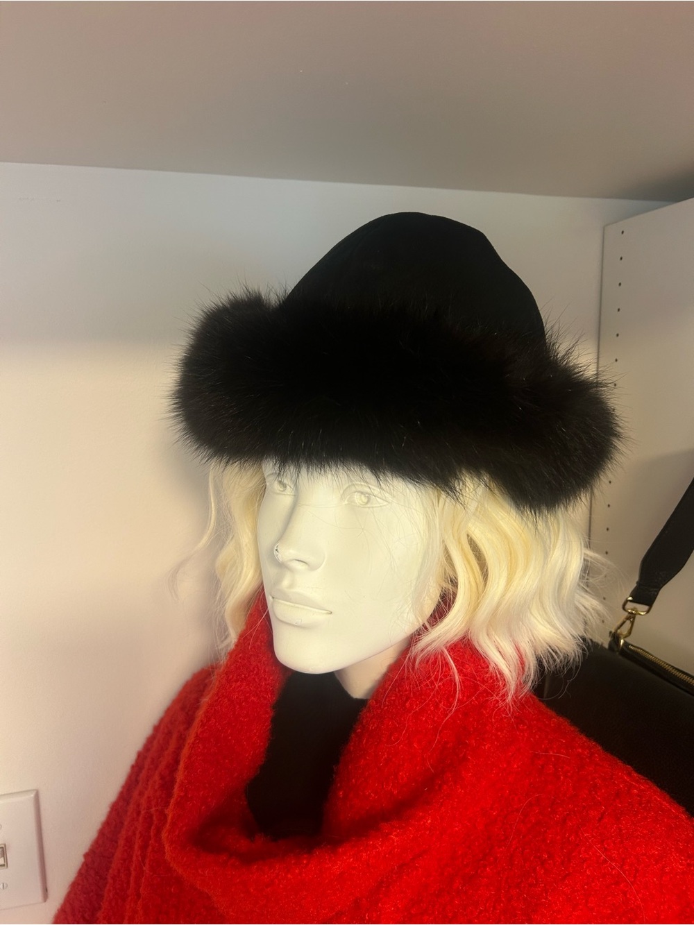 Black Faux Fur-Trim Bucket Hat - Women's Winter Accessory
